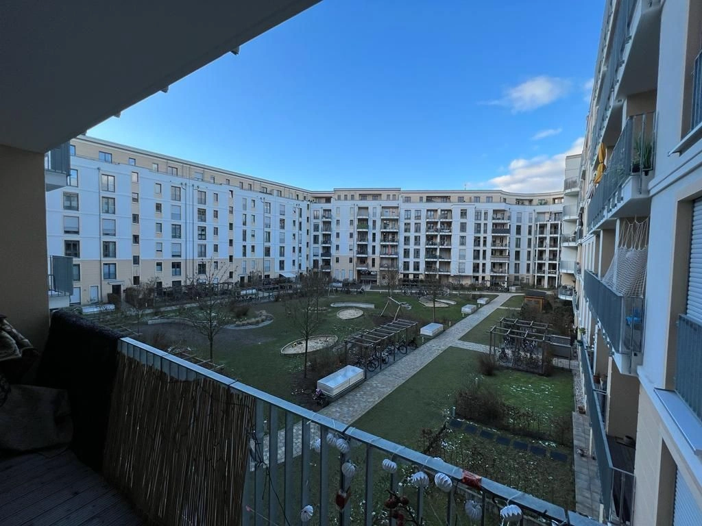 شقة حديثة بالقرب من فولكسبارك فيلمرسدورف، برلين، 93 متر مربع