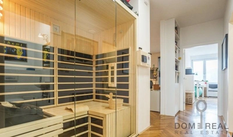 آپارتمان 2+1 در یک ساختمان مدرن در مرکز لیوبلیانا