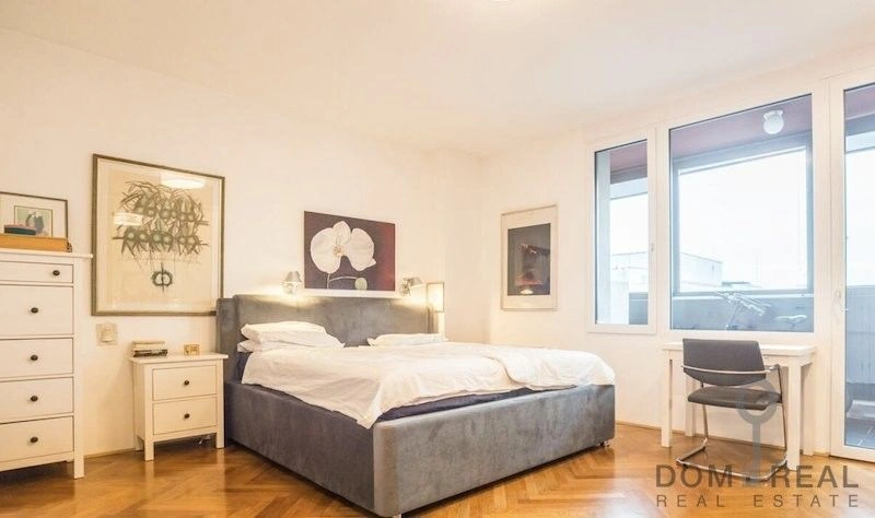 آپارتمان 2+1 در یک ساختمان مدرن در مرکز لیوبلیانا