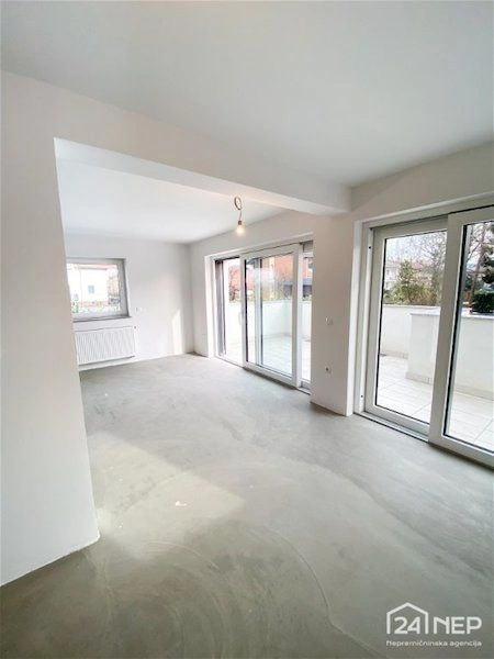 Moderna casa adosada en Liubliana con excelente diseño - 595,000 €