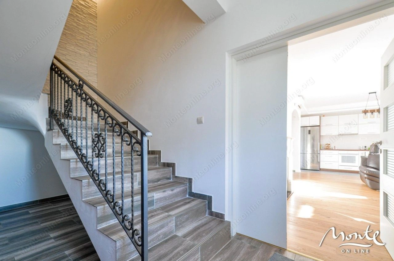 فيلا عائلية 150 م² مع إطلالات بانورامية