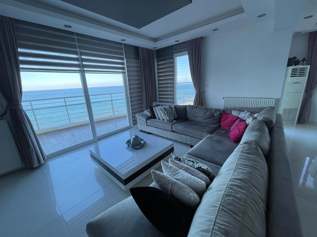 Prachtvolles 370 m² Penthouse in Famagusta