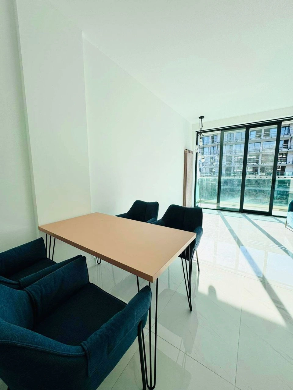 टिबिलीसी के केंद्र में नए रेसिडेंशियल कॉम्प्लेक्स में शानदार 1+1 अपार्टमेंट