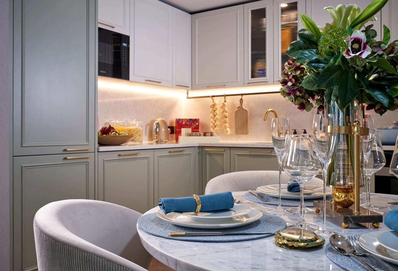 Luxury 1+1 Apartment Near the Sea in London