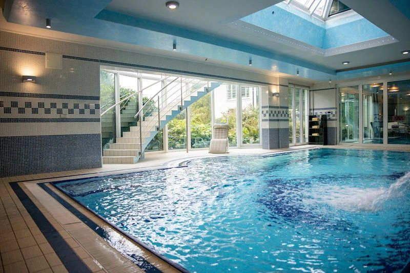 Luxury villa 883 m2 in a secluded location