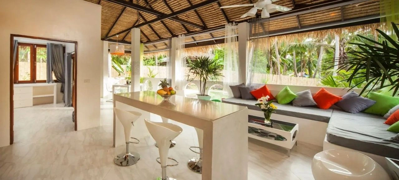 Villa 220 m2 on Koh Phangan island in Thailand