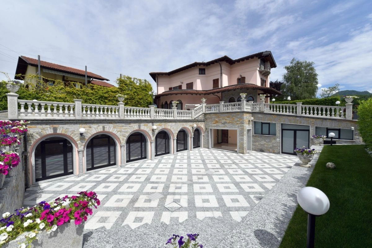 Villa with panoramic views of Lake Maggiore in Verbania Intra, Italy