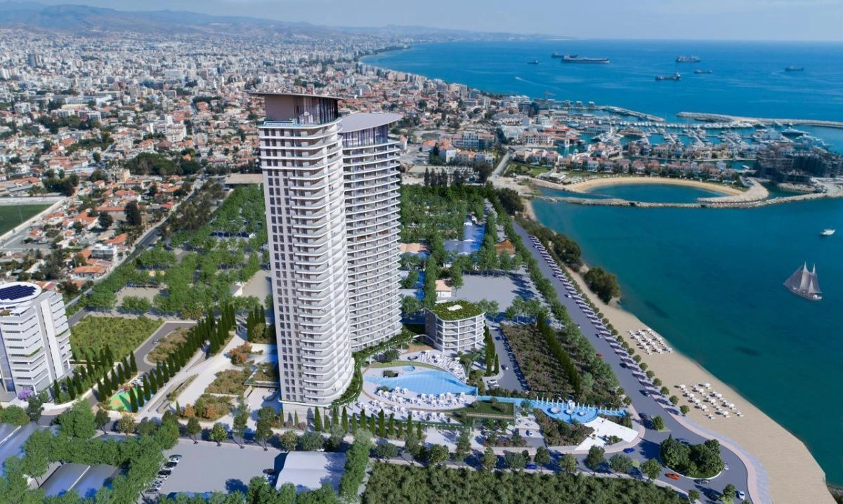 Luxury apartment 66 m2 in Limassol in a modern building