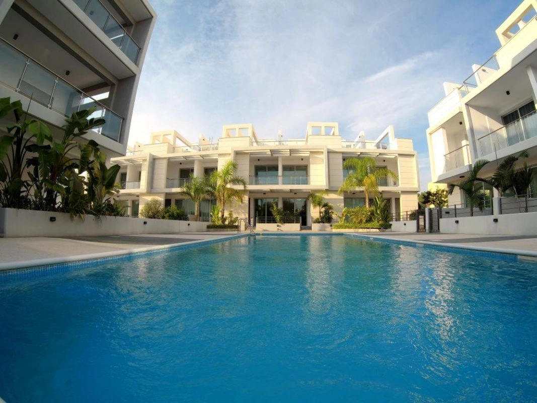 Three-level townhouse 110 m2 in Limassol