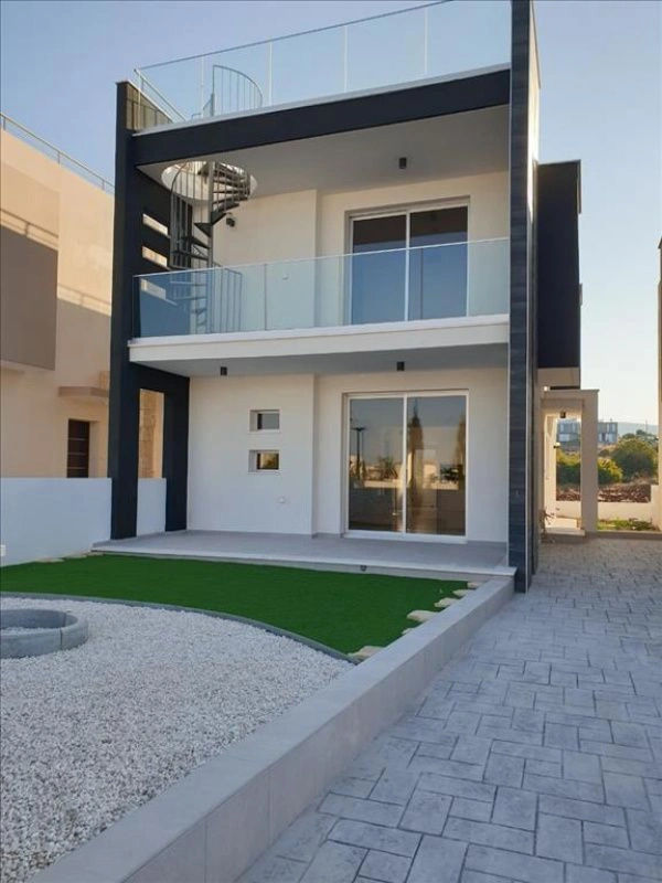 Luxury Villa 208 m2 in Paphos