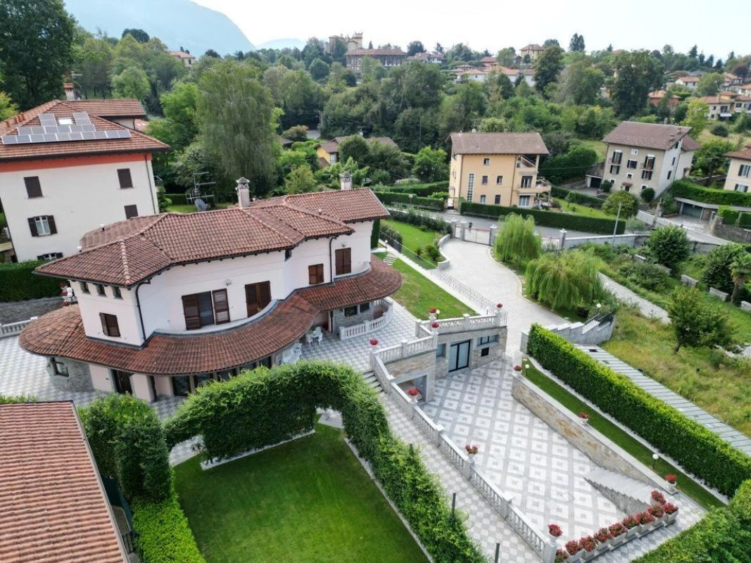 Villa with panoramic views of Lake Maggiore in Verbania Intra, Italy