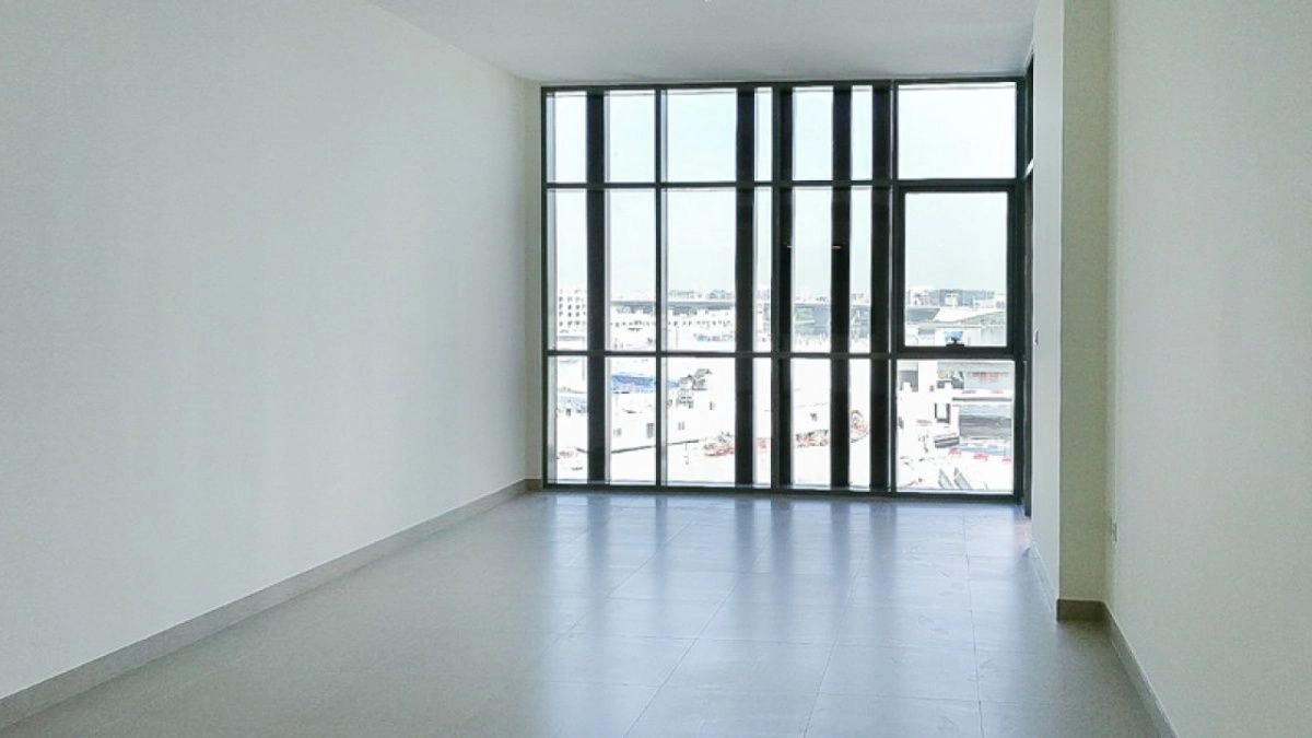 Apartment 138 m2 overlooking the canal embankment