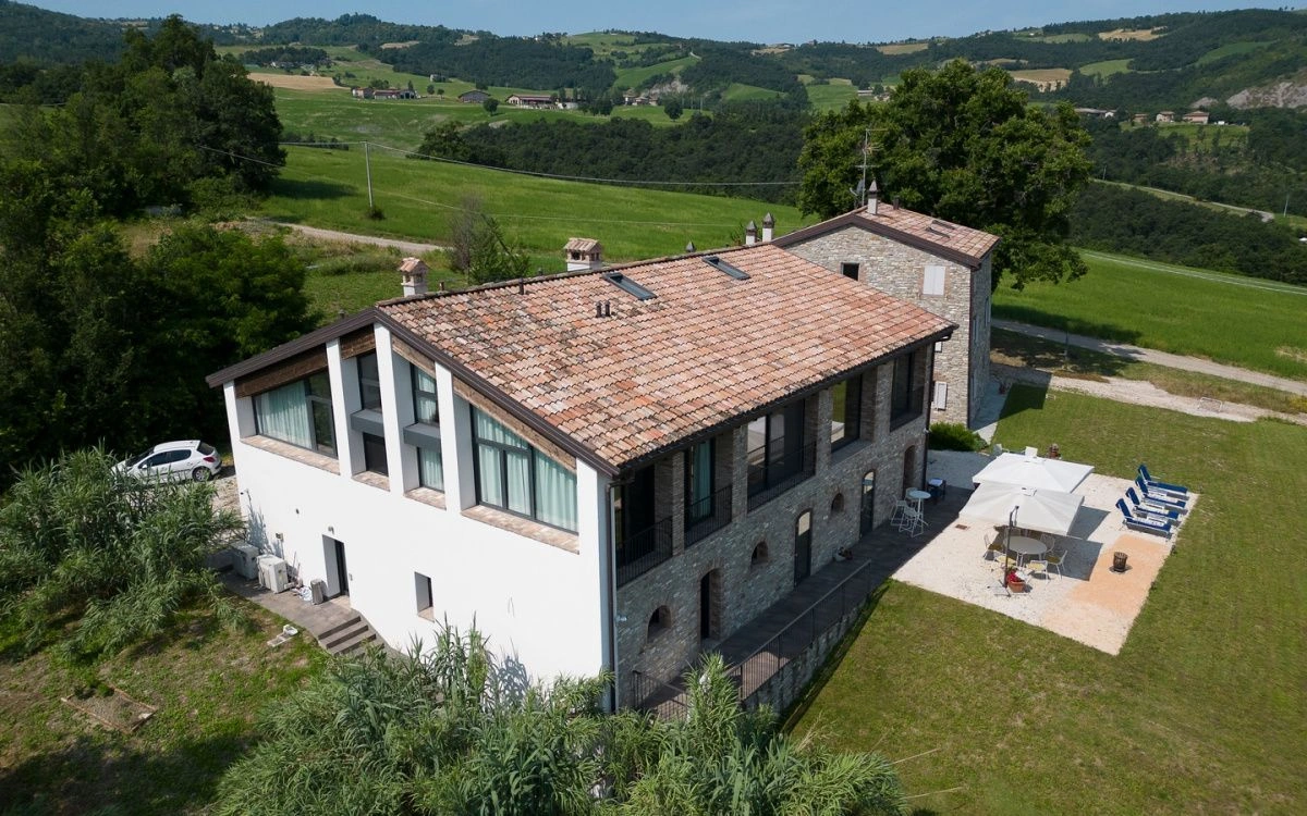 عقار 9+1 في التلال بالقرب من مودينا