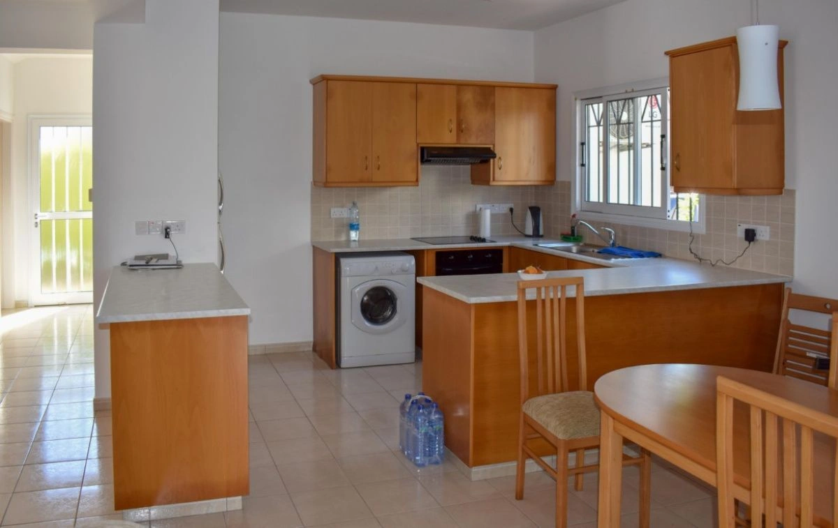 Excellent two-storey villa 174 m2 in Larnaca