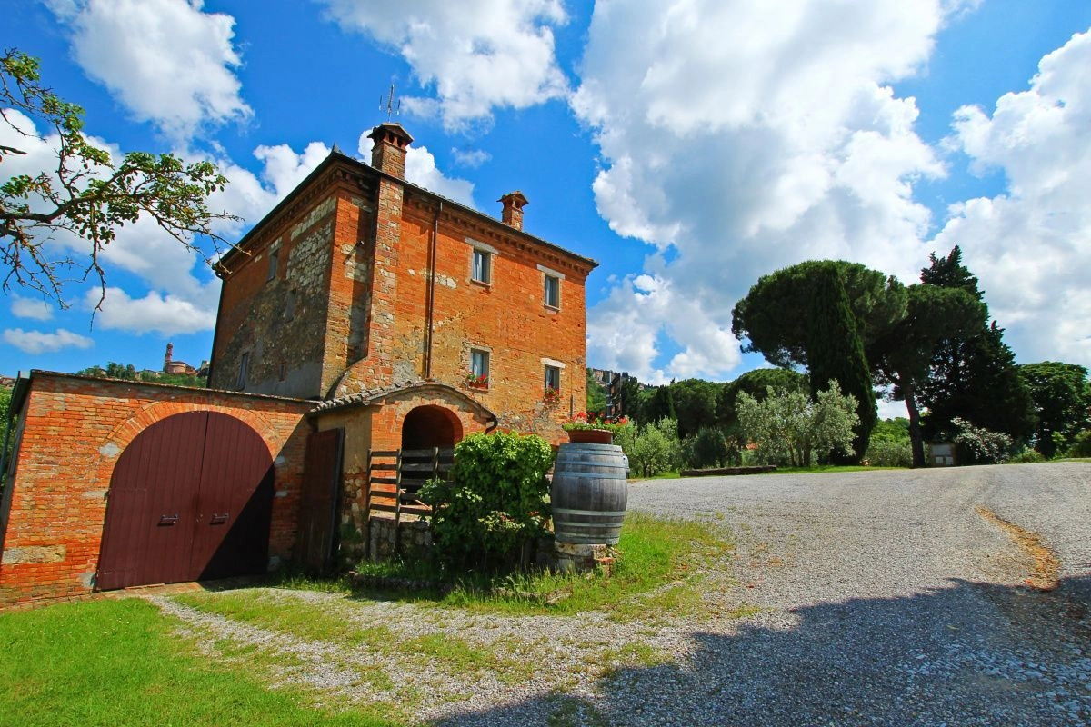 意大利蒙特普尔恰诺 7+1 全景庄园