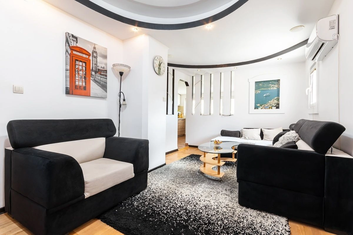 شقة واسعة 75 متر مربع بإطلالات جبلية رائعة