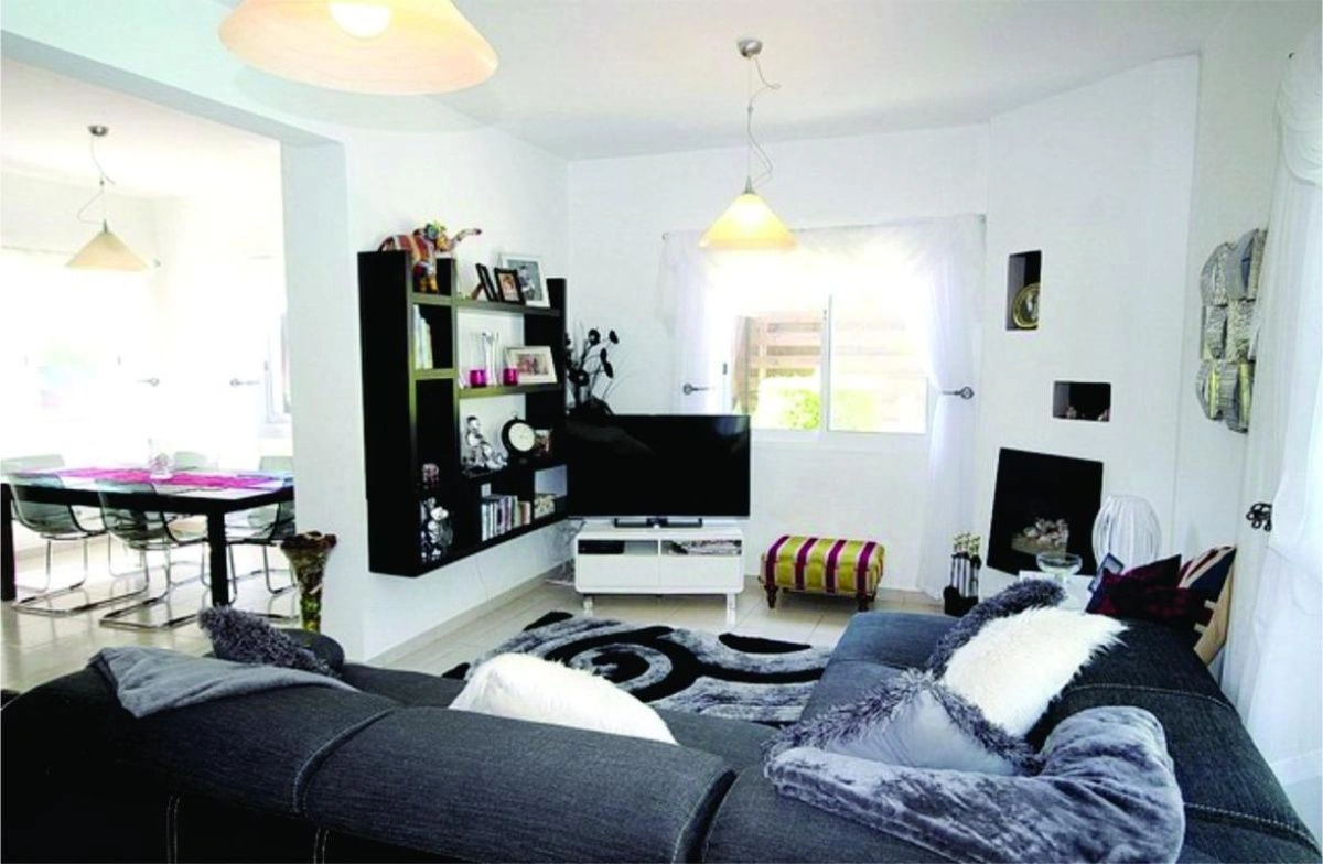 Paphos'ta 245 m2 geniş villalar