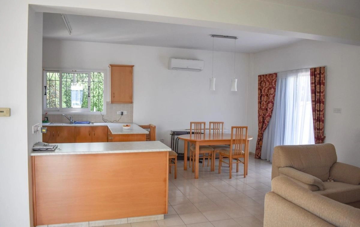 Excellent two-storey villa 174 m2 in Larnaca