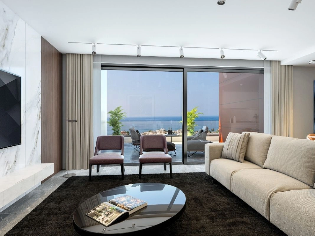 Luxury Apartment 159 m2 with Sea View