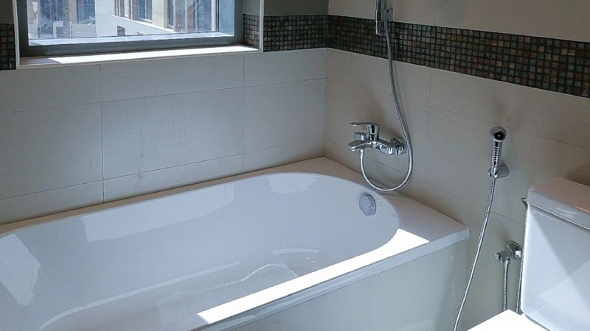 Apartment 138 m2 overlooking the canal embankment