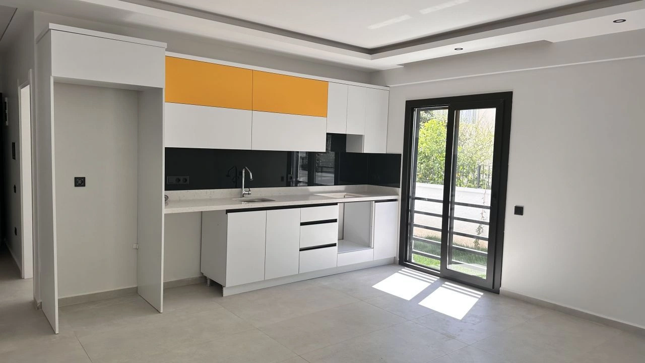 Comfortable 2+1 apartment in a new complex Fethiye
