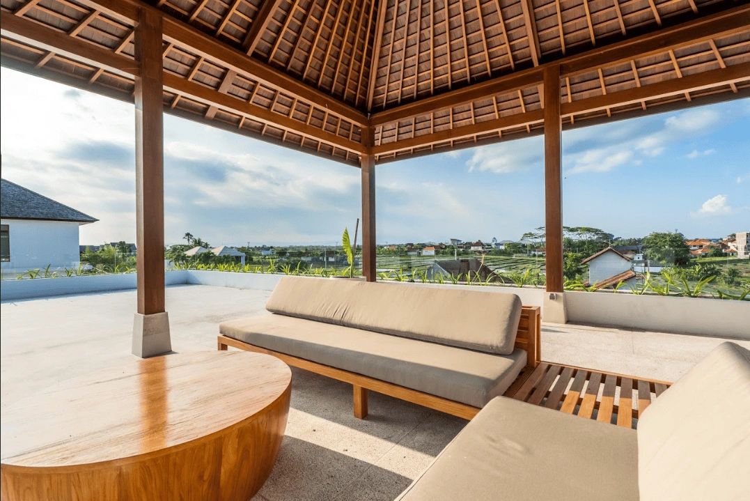 Modern villa 252 m2 in picturesque Canggu