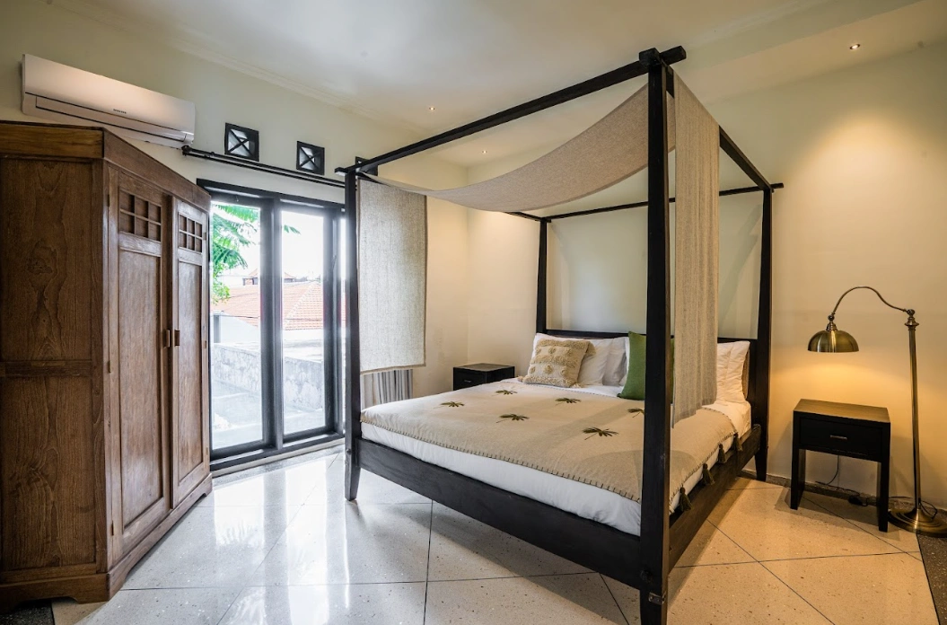 Spacious villa 280 m2 in Canggu area