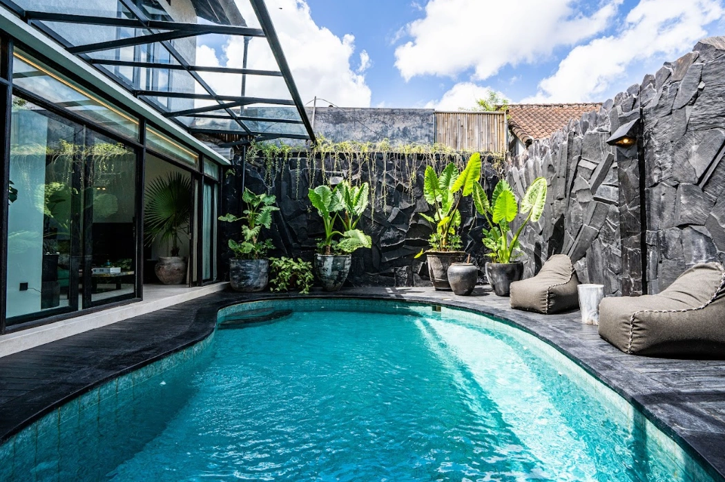 Spacious villa 280 m2 in Canggu area