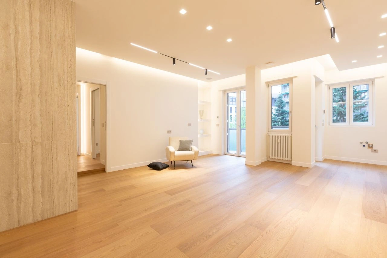 شقة في ميلانو، 110 متر مربع