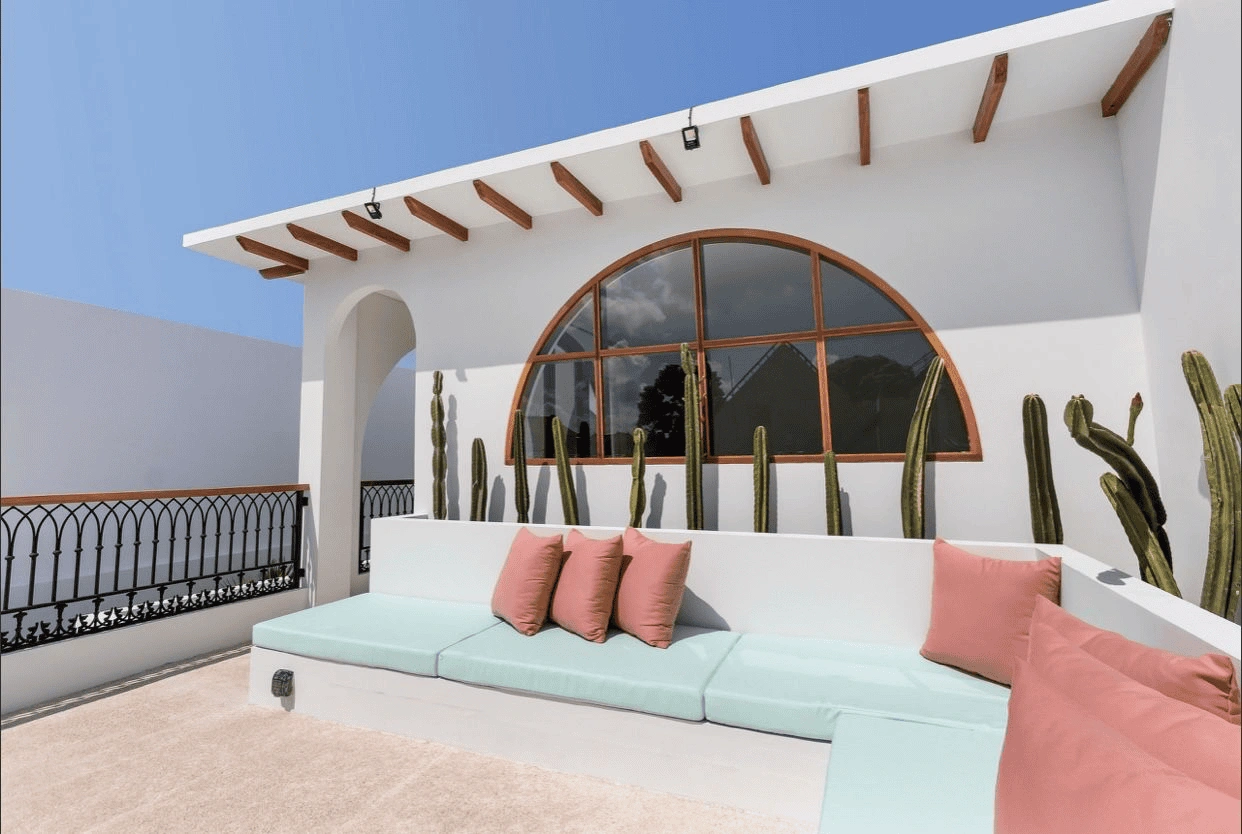 Spacious villa 185 m2 in picturesque Canggu