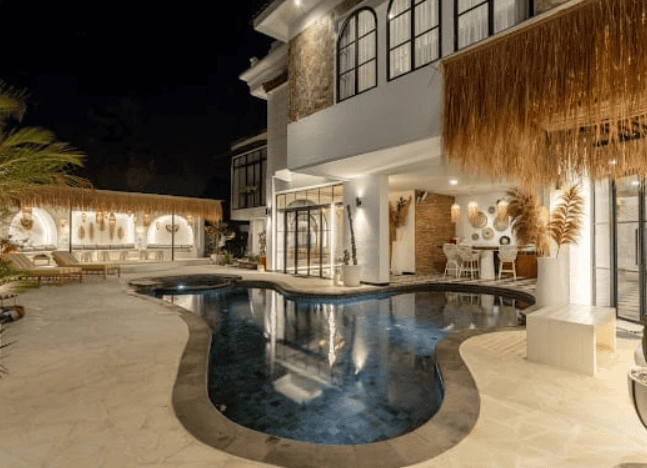 Luxury villa 595 m2 in Jimbaran