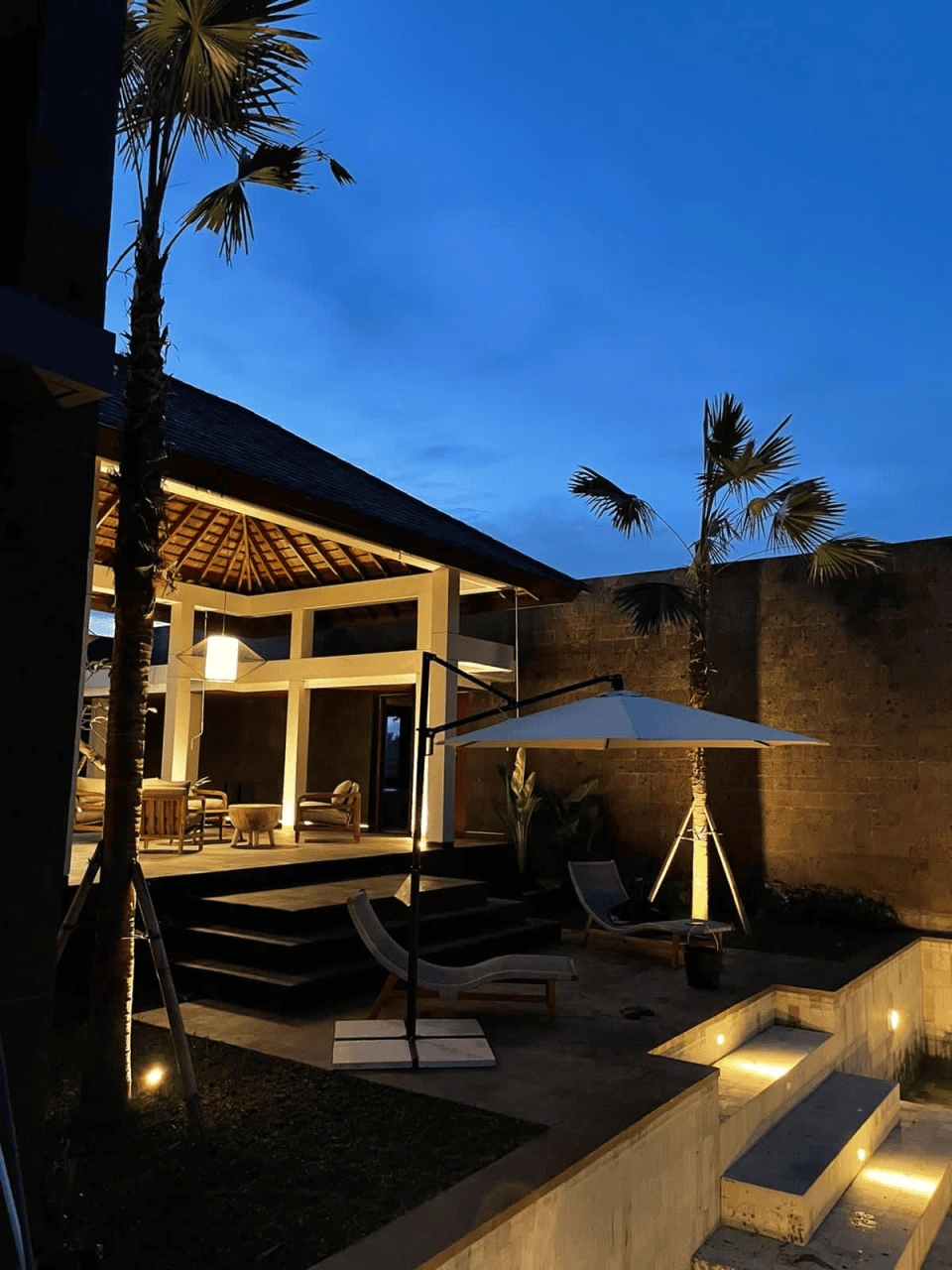 Villa of 600 m2 overlooking rice fields