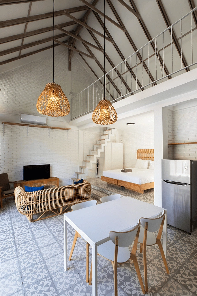 Villa 100 m2 with high ceilings in Canggu