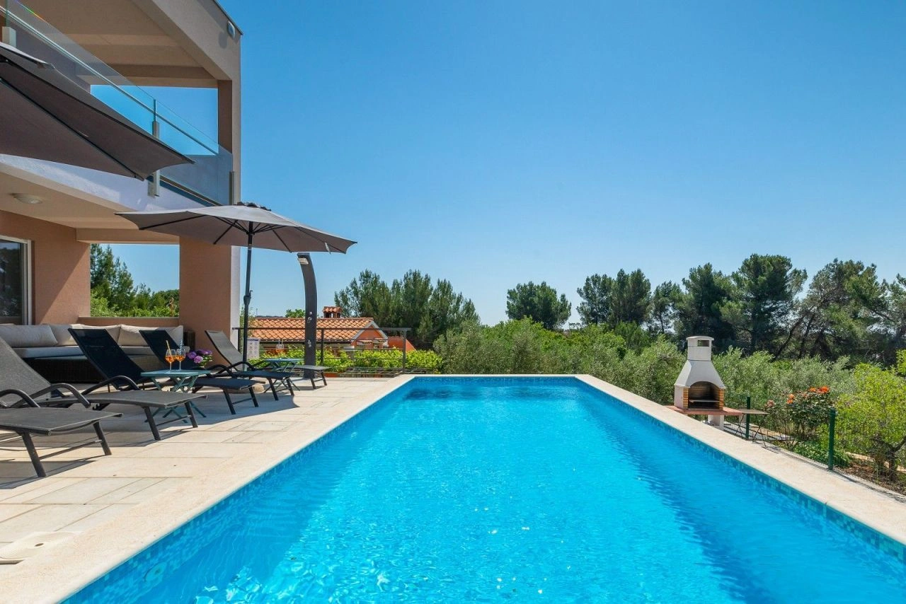 House of 160 m2 with panoramic sea view