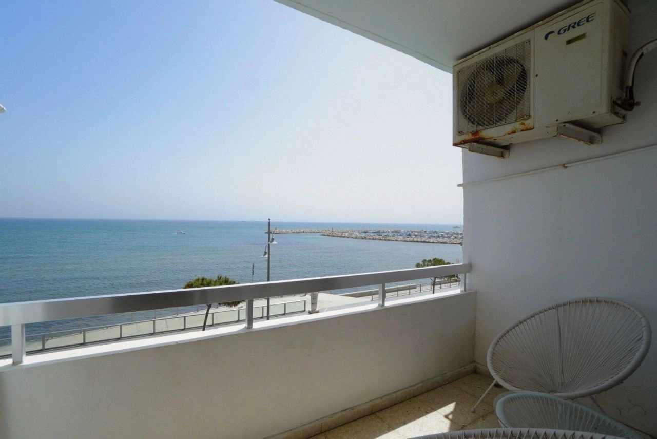Spacious apartment 80 m2 in Larnaca