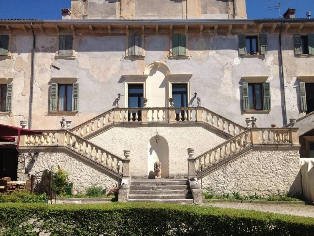 Historic Venetian-era villa in the suburbs of Verona, Italy