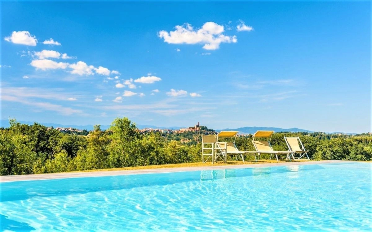 فيلا بتشطيبات يدوية فاخرة في بيزا، إيطاليا