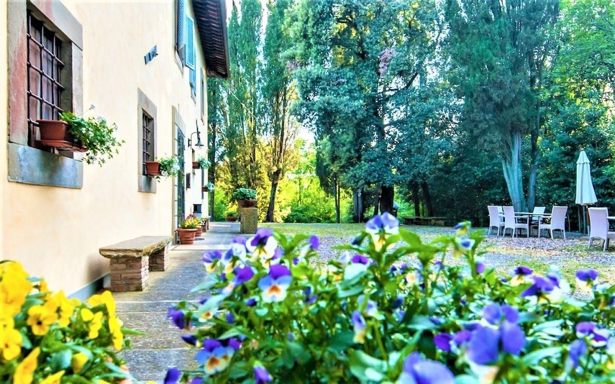 فيلا بتشطيبات يدوية فاخرة في بيزا، إيطاليا