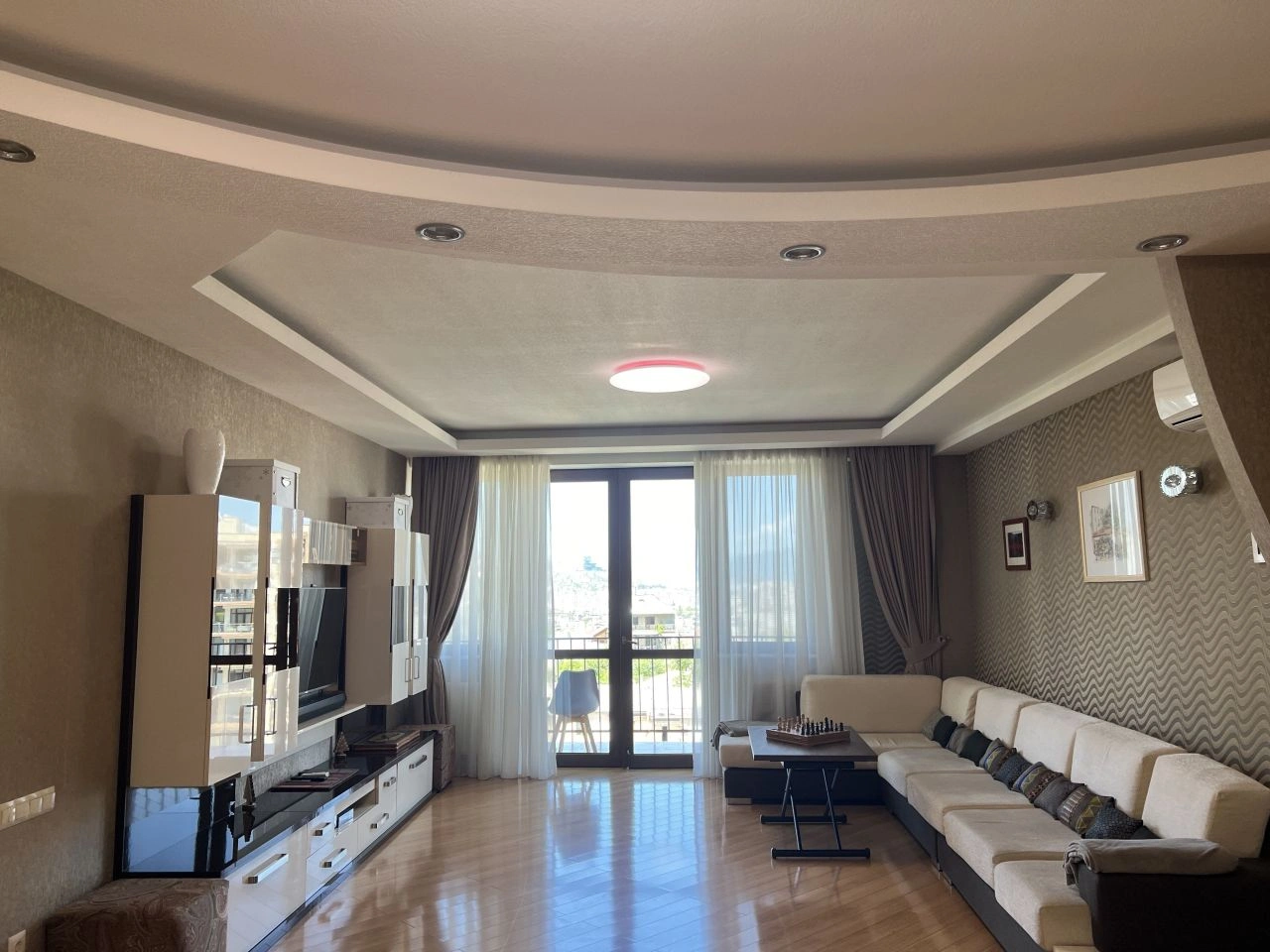 Luxury apartment in prestigious Vake district, Georgia, 172 m²