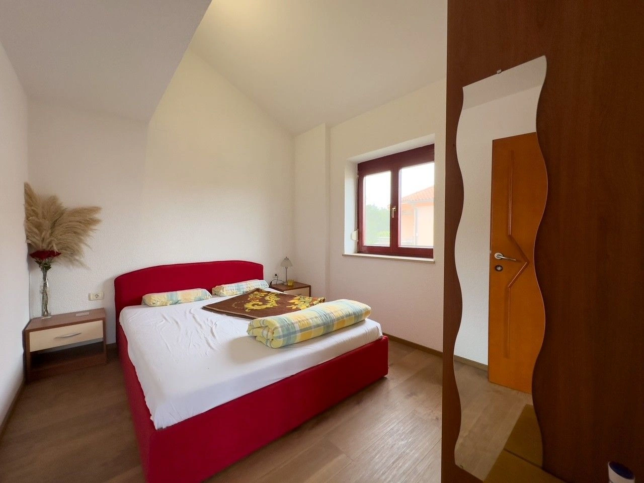 Premanture Apartment with Sea View