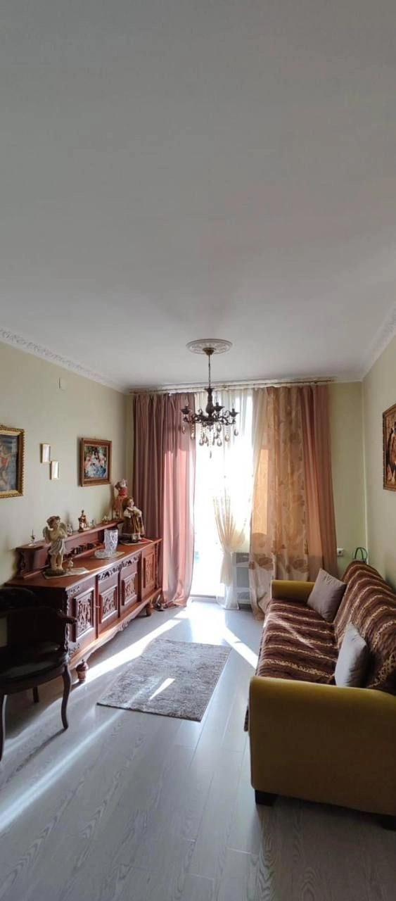Apartment 2+1 for living in Batumi