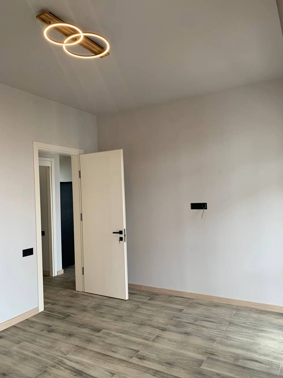 Spacious 2+1 apartment in prestigious Batumi
