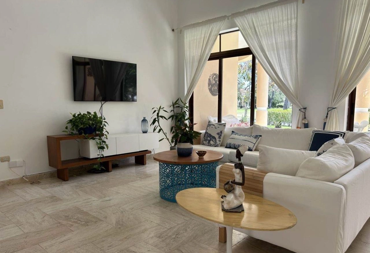 多米尼加巴瓦罗海滨附近 3+1 别墅