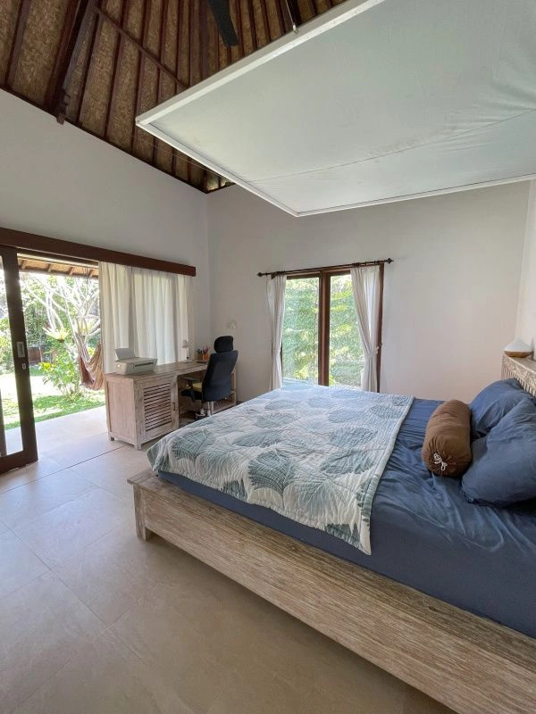 3+1 house with a terrace overlooking the garden