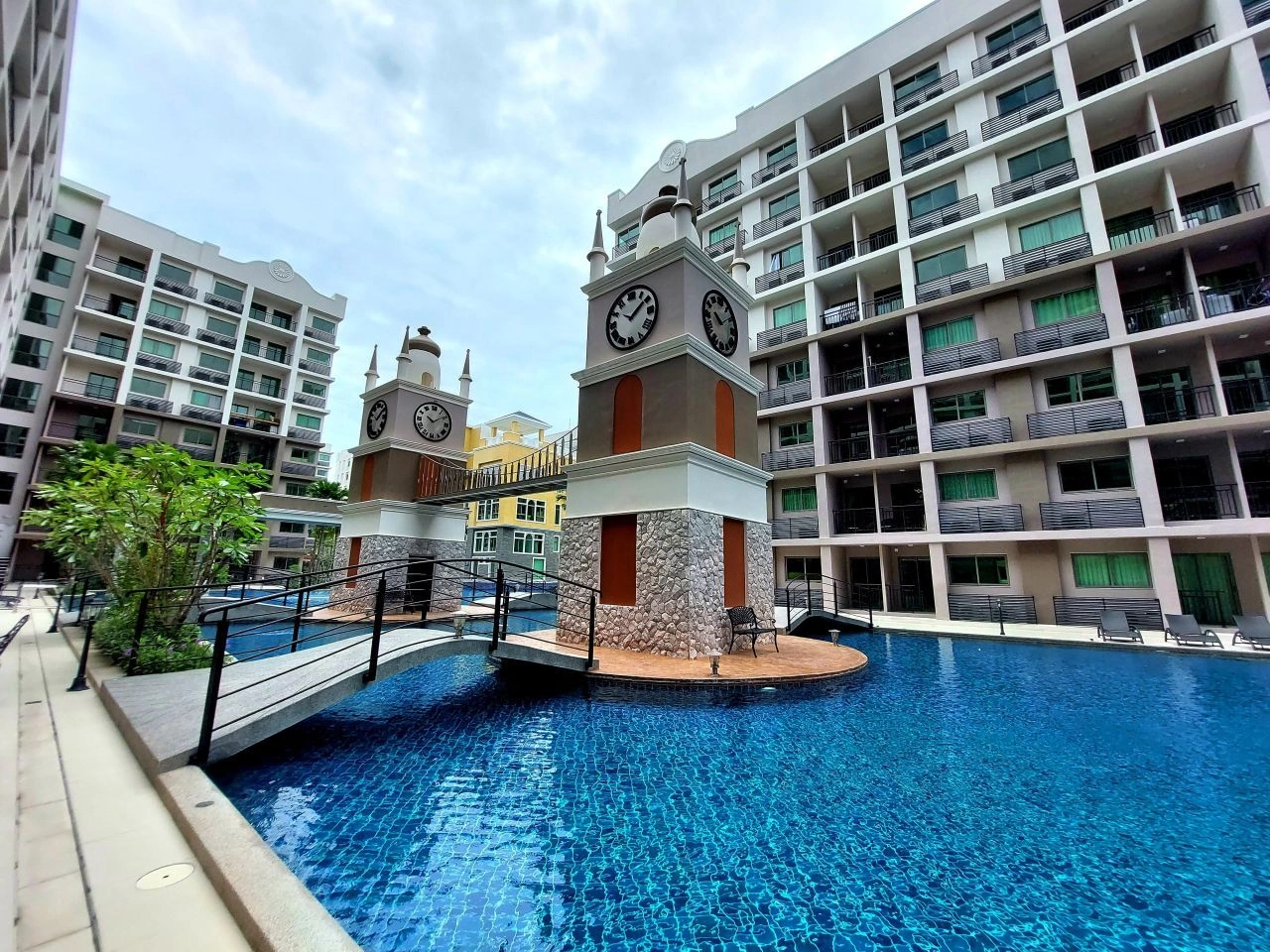 पटाया में 57 m2 का अपार्टमेंट