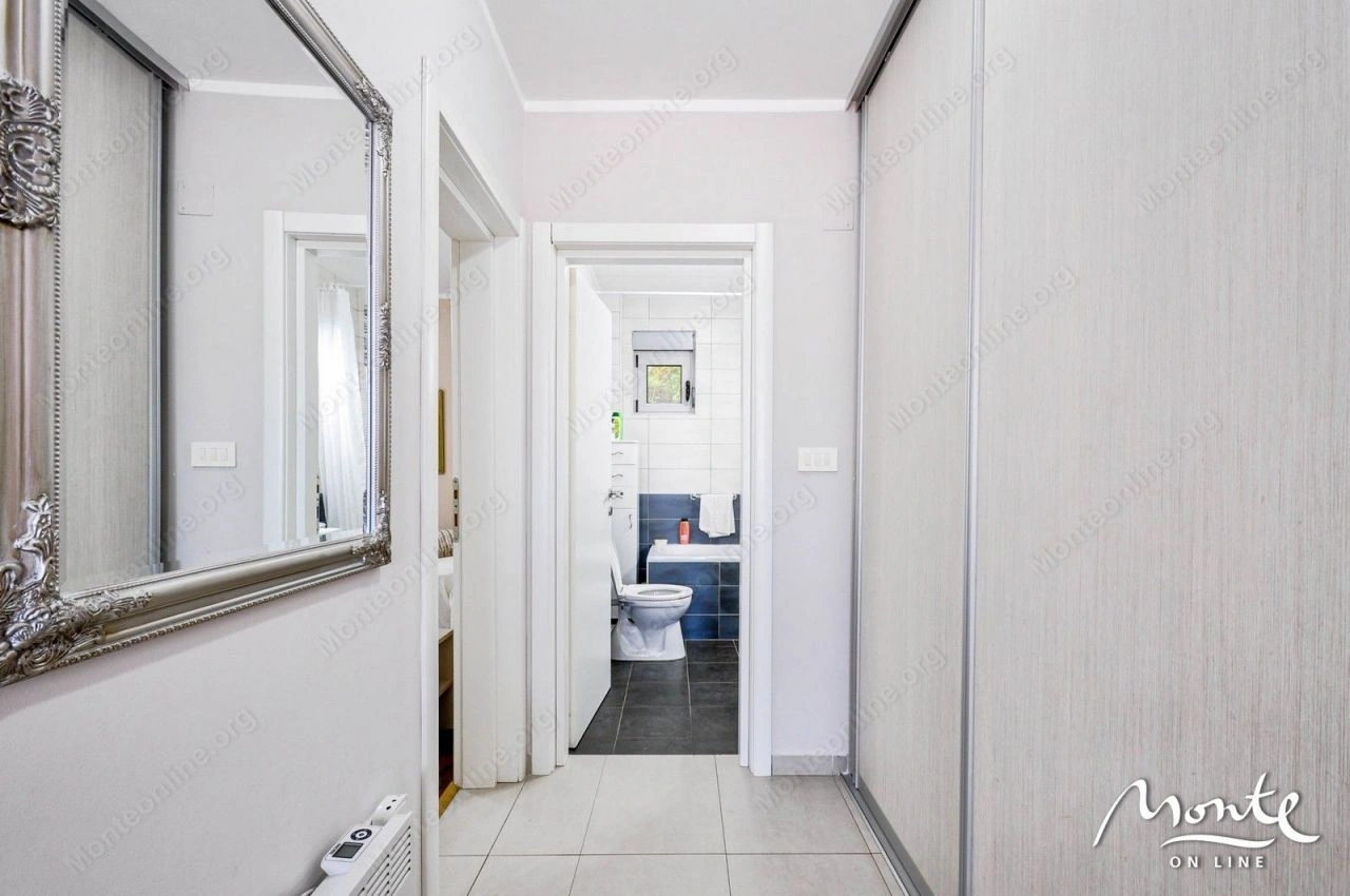 Купите квартиру в Тивате за 130 тыс. € ✅ недвижимость в Черногории