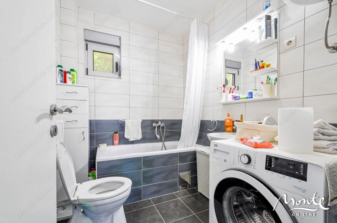 Купите квартиру в Тивате за 130 тыс. € ✅ недвижимость в Черногории