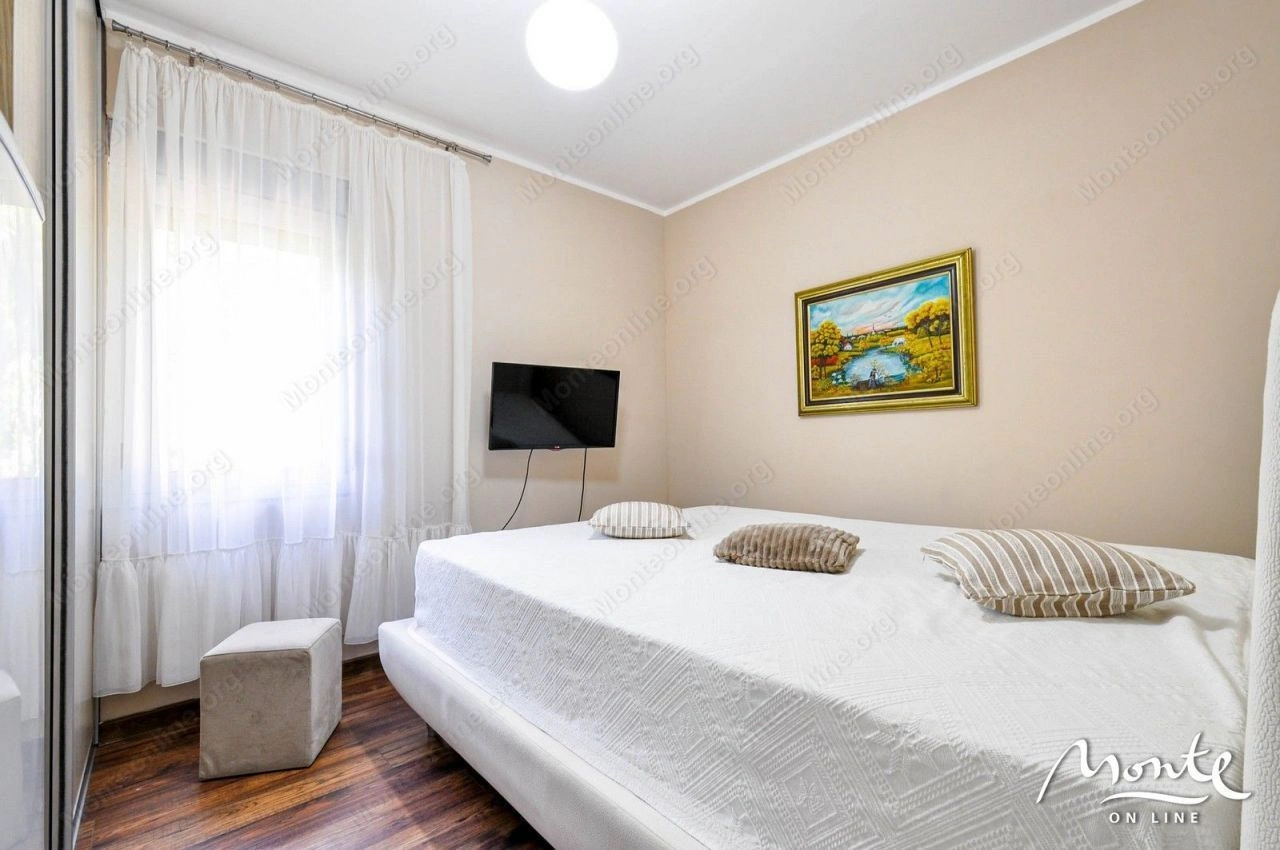 Купите квартиру в Тивате за 130 тыс. € ✅ недвижимость в Черногории