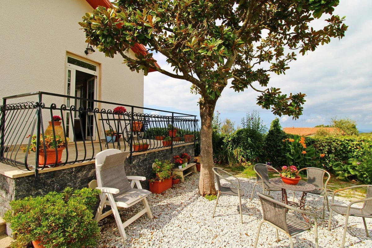 Duplex villa in Lerici with panoramic views of the Bay of Poets, Italy