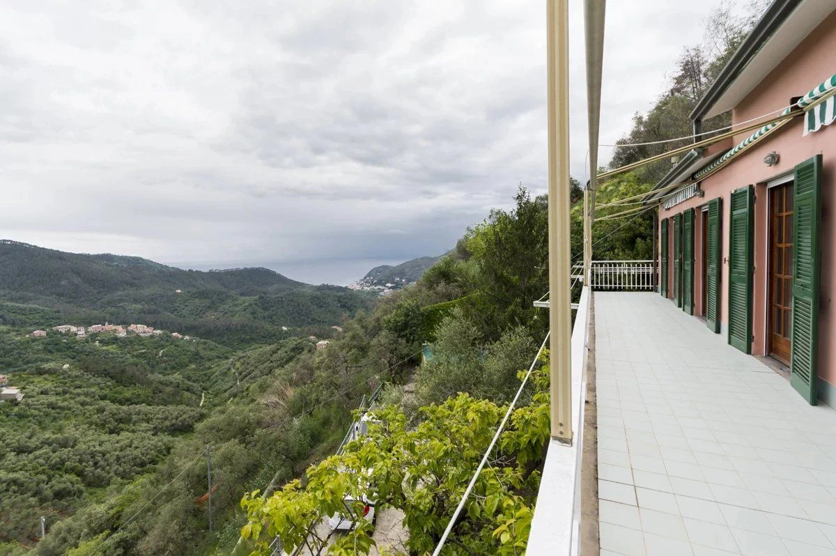 Villa with pool in Levanto surrounded by a spacious garden, Italy